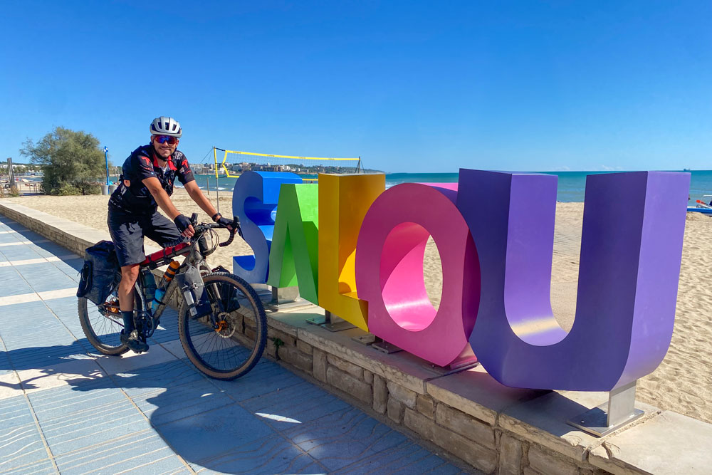 Robert Jansen fietst van Lyon naar Salou